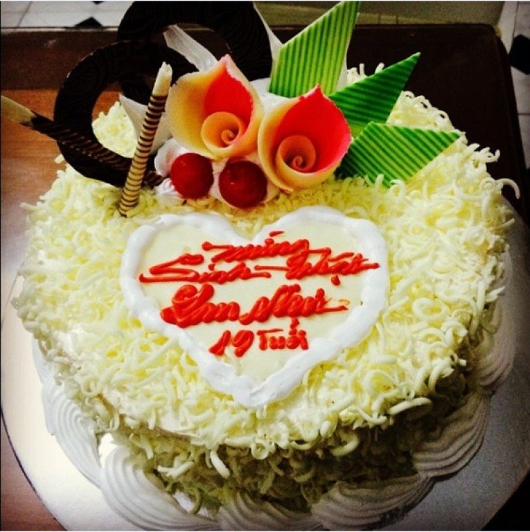 Bánh kem ngon dễ thương tặng sinh nhật bạn thân