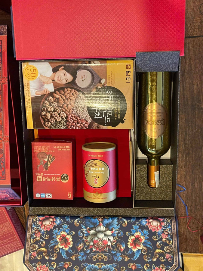 Bán Giỏ Quà Tết Tại Gò Vấp – Yến, Sâm, Rượu Ngoại Cao Cấp