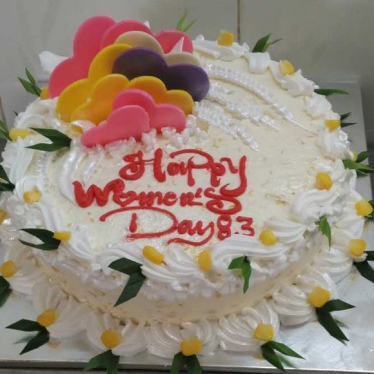 
			Tiệm banhkem.org nhận làm bánh 20/11 ngày nhà giáo Việt Nam
		